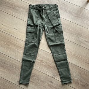 American Eagle Cargo Jegging